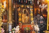 Чудотворная икона Богородица Вратарница